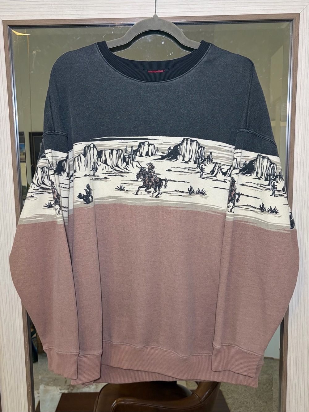 Rock & Roll Denim Women's Scenery Border Sweatshirt with Cowgirl riding size XL